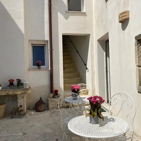 Dimora Margherita In Salento Πανσιόν Struda